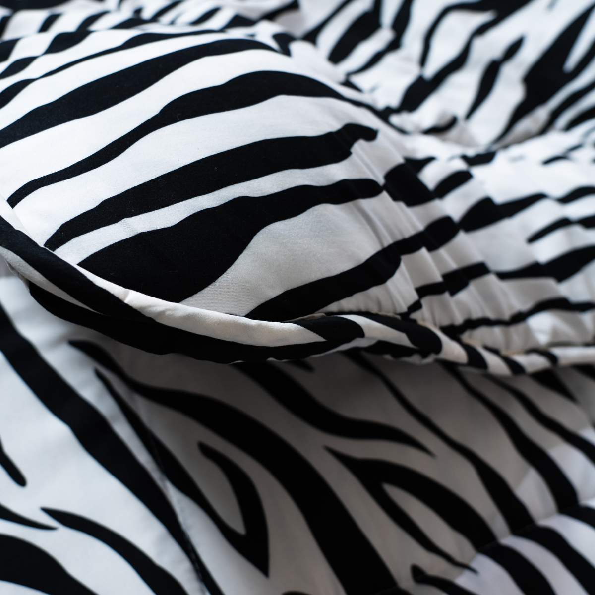 Zelesta Comfort Design Duvet - Zebra Skin