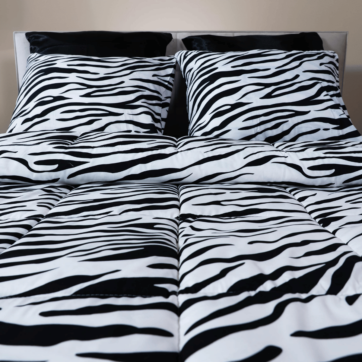 Zelesta Comfort Design Summer Duvet - Zebra Skin