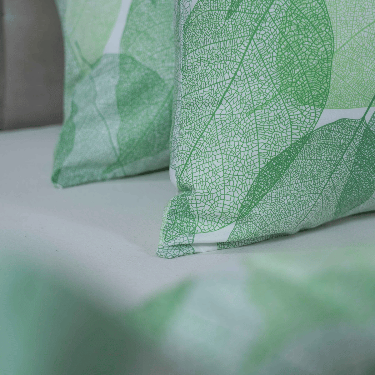 Zelesta Comfort Design Taie d'Oreiller Lot de 2 - Feuille Fraîche