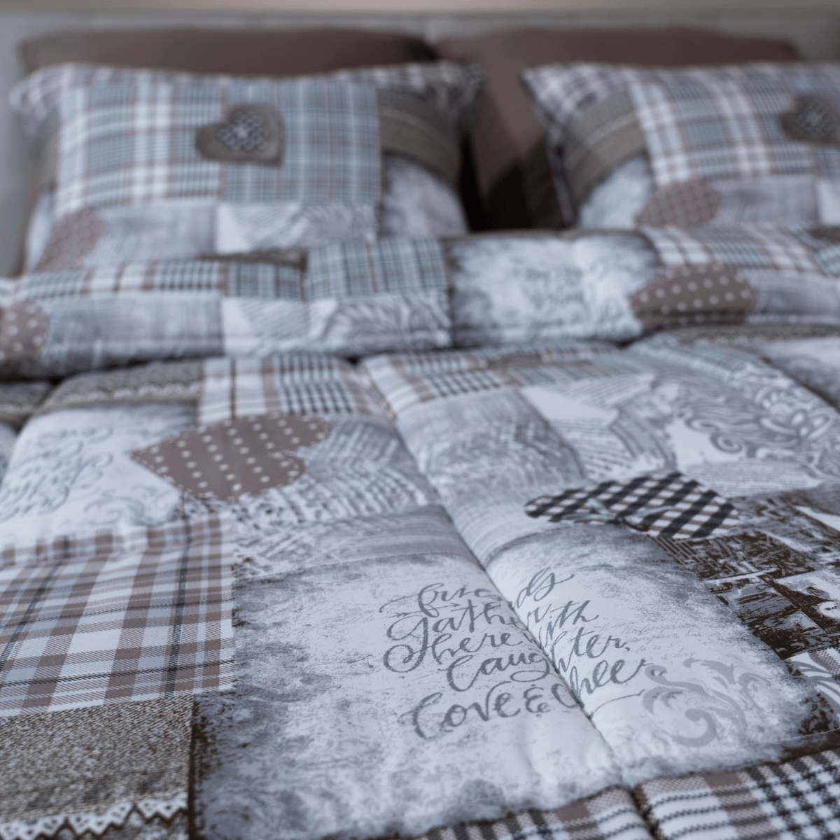 Zelesta Comfort Design Duvet - Patchwork Hearts