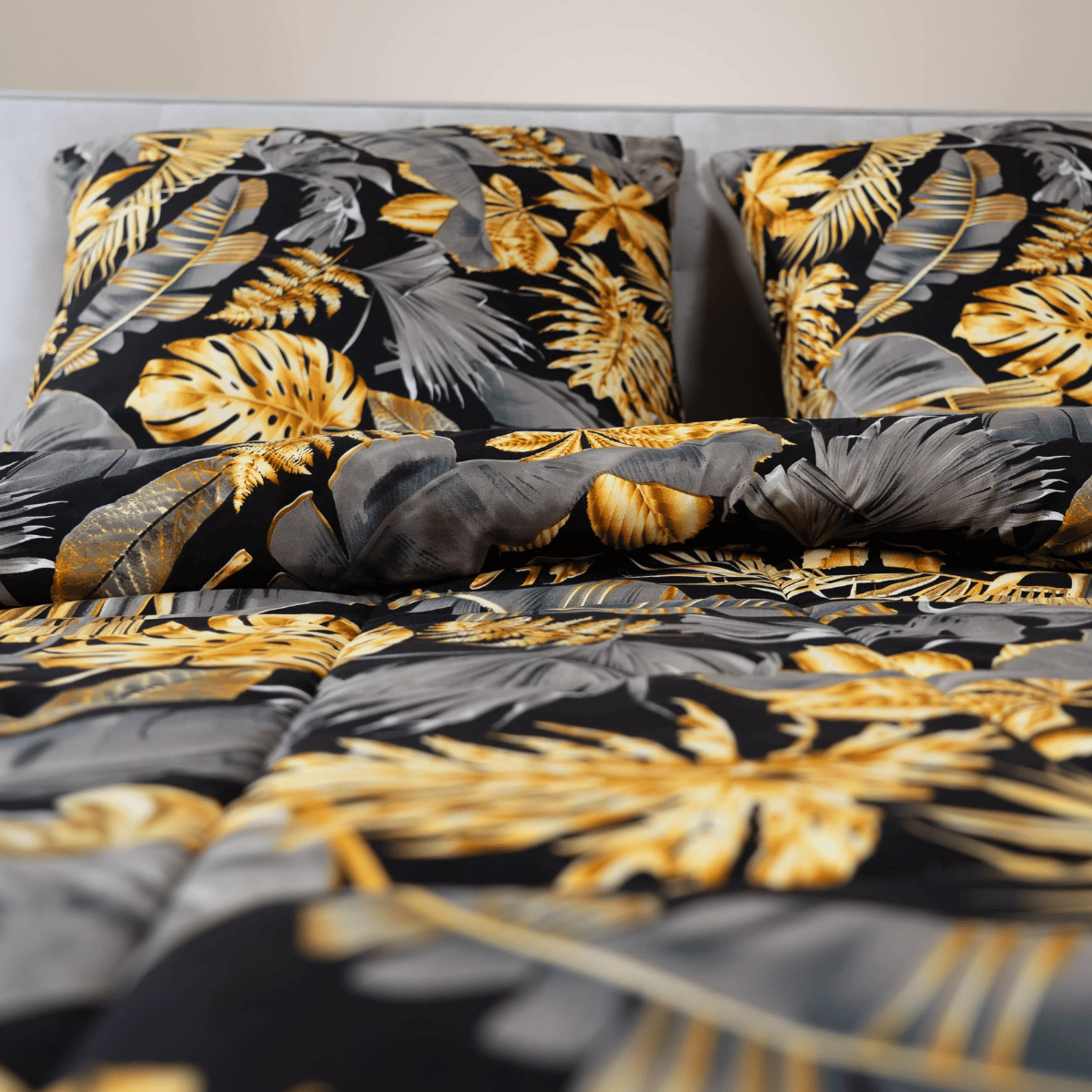 Couette d'été Zelesta Comfort Design - Feuilles dorées