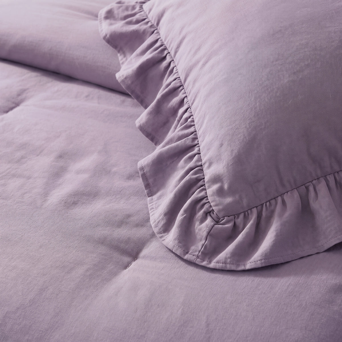 Zelesta Everyday Ruffles Duvet - Lavender