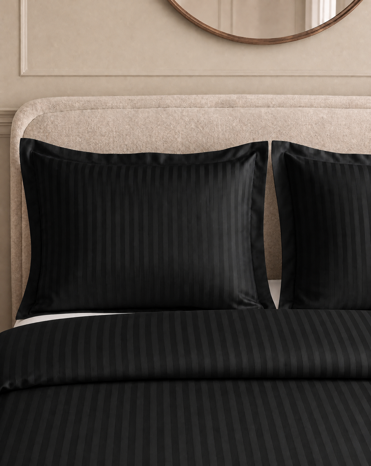 Zelesta Deluxe Hotel Stripe Seamless Satin Cotton Duvet - Black