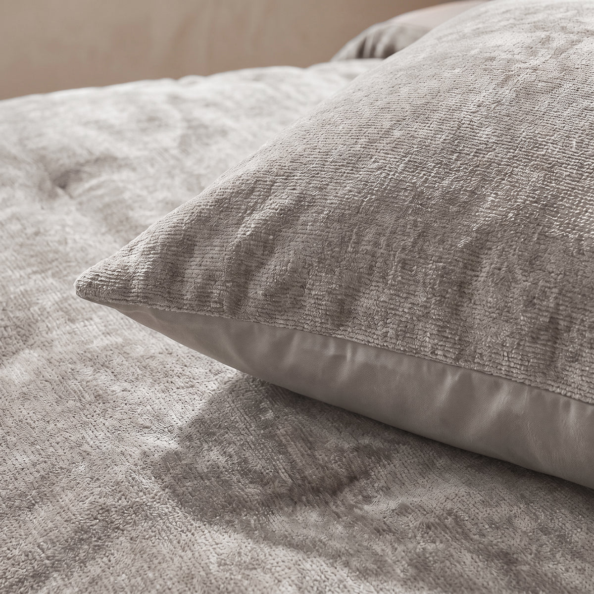 Zelesta Special Jersey Chenille Pillowcase Set Of 2 - Metal Grey