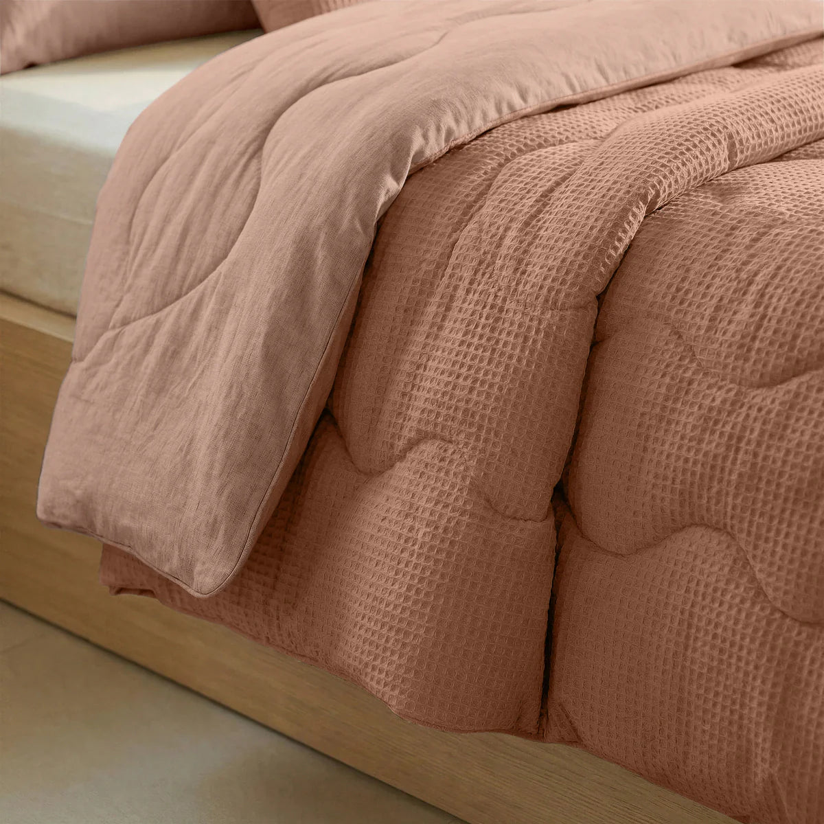 Zelesta Special Cooling Serene Summer Duvet - Terracotta Pink