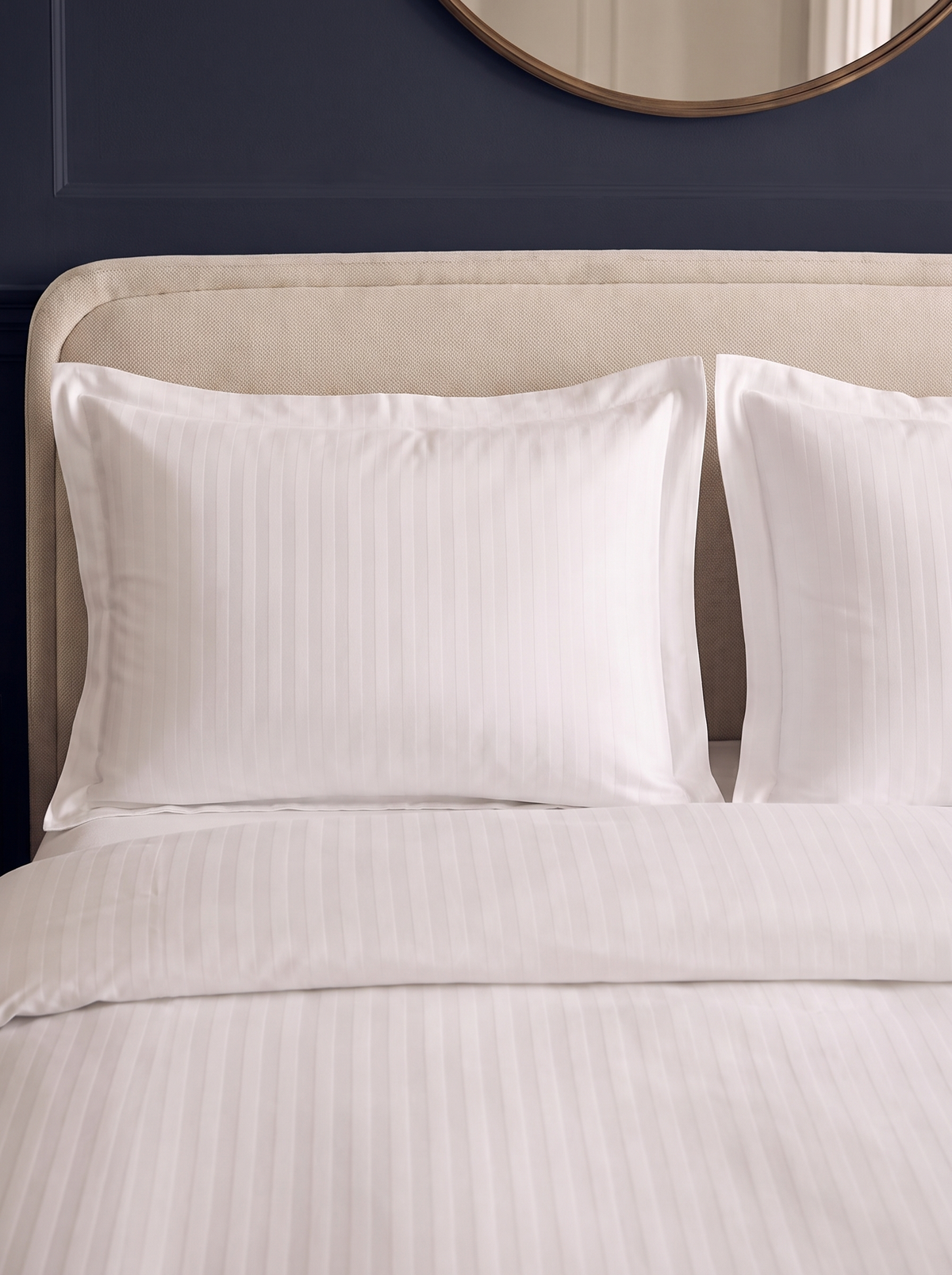 Zelesta Deluxe Hotel Stripe Sans Coutures Satin Cotton Couette - Blanc